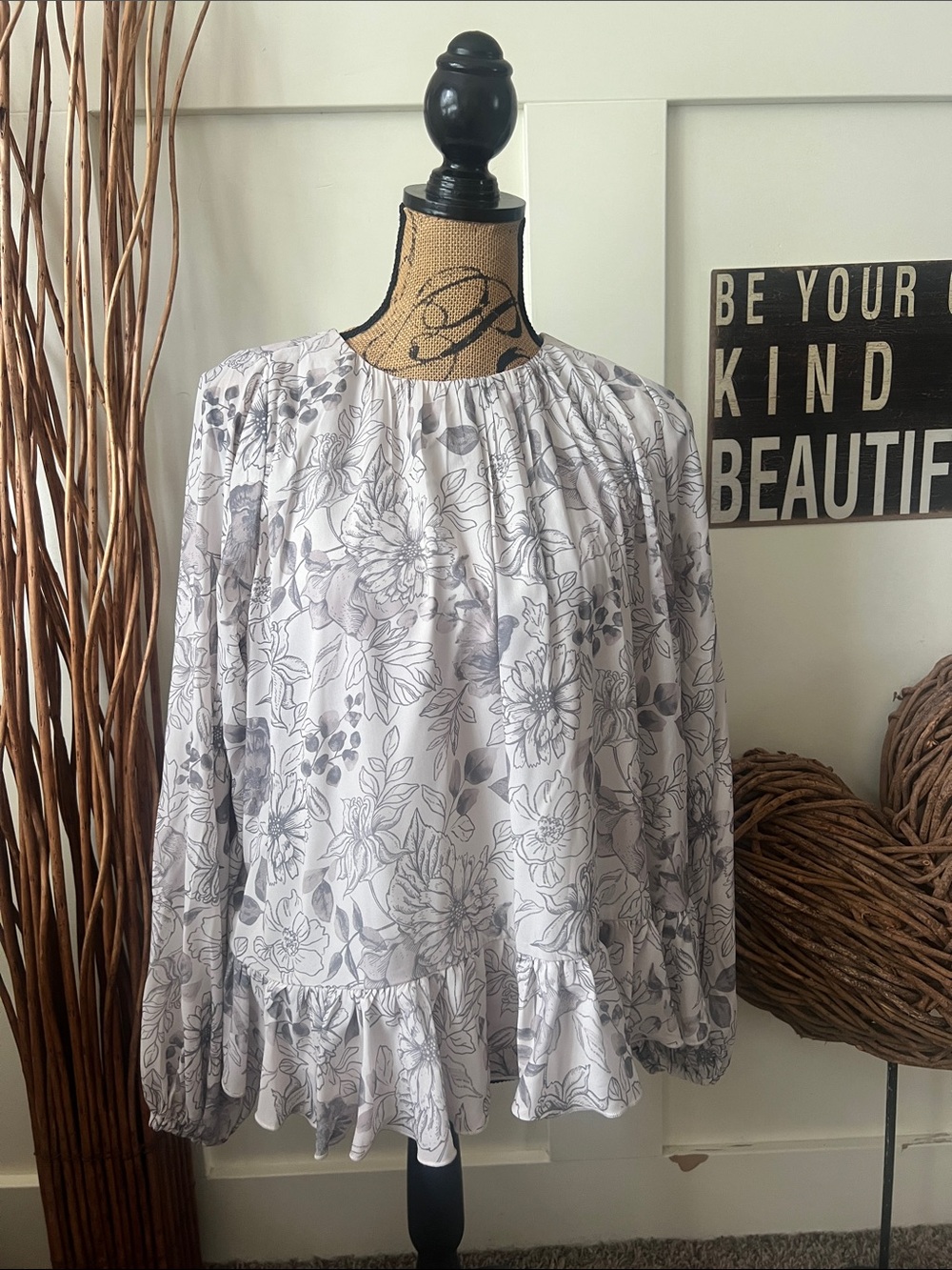 Abercrombie & Fitch White Blouse with Gray Floral Sketch